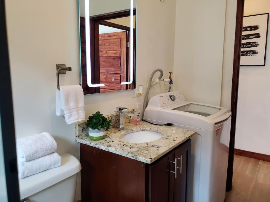 'The Solace' New Luxury Modern 1Bed 1Bath Apt. 波特莫尔 外观 照片